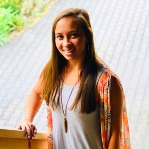 Meet your Posher, Madelyn